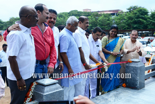  flag post of Nehru Maidan inaugurated