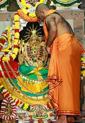 Featured image of post Goddess Mahalasa Narayani shree mahalasa narayani devalaya verna goa mahalasa goa