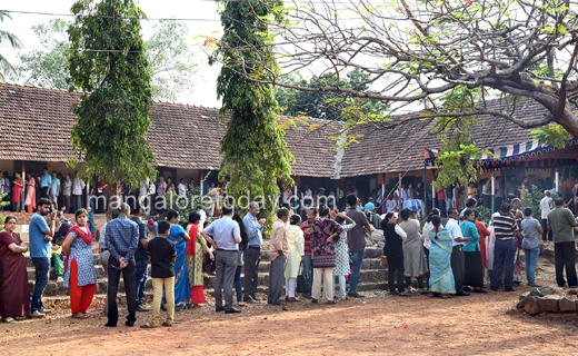 Voting18apr19