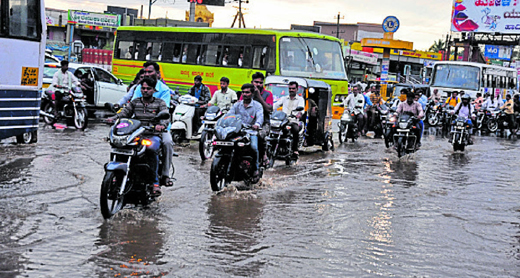 In Mangaluru, Udupi  and surroundings cloudy skies and cooler but humid weather was wide spread  on March 16, Friday, with a light drizzle in the city.....and showers in many spots.