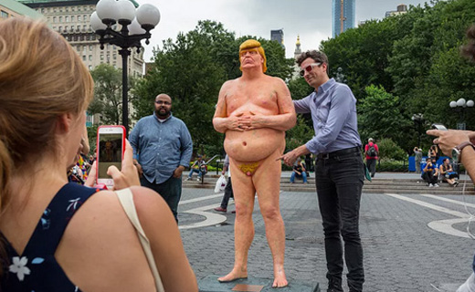Trump-statue-n...