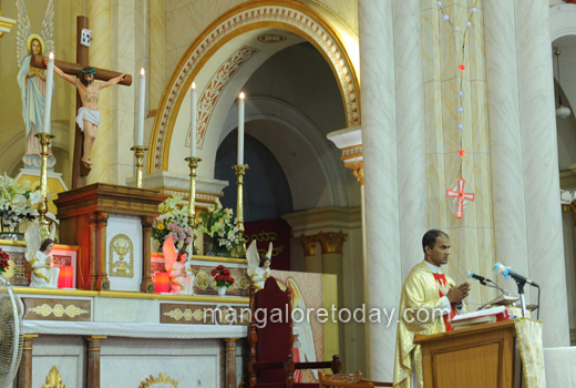 Mass at Rosario Church