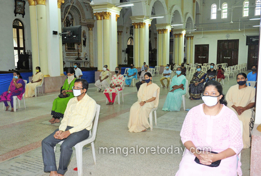 Mass at Rosario Church