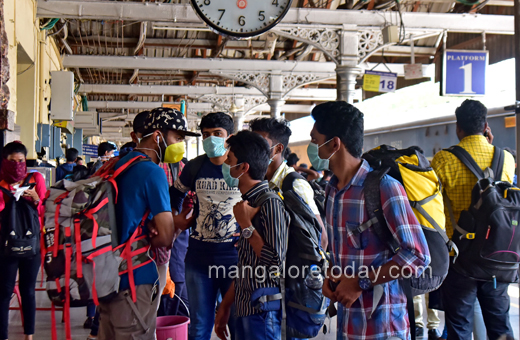 Mangalore railway station corona effect