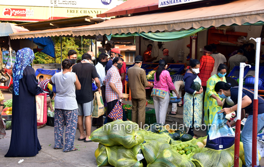 mangalore market rush