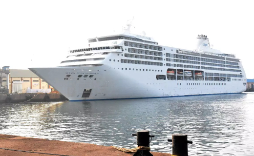 Seven Seas Mariner in Mangaluru