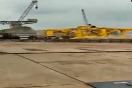 10 dead as crane collapses over construction workers in Visakhapatnam shipyard