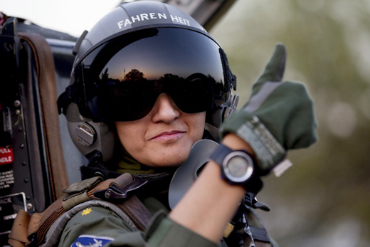 Pak -woman fighter piolet-2