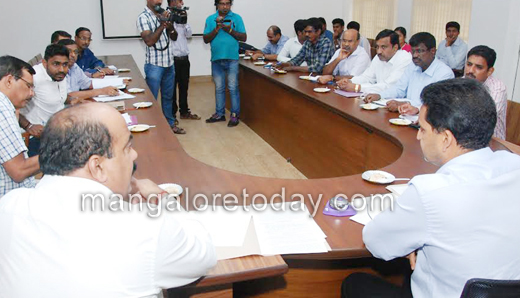 Mangaluru: Deputy Commissioner A.B. Ibrahim convened a review meet here on January 13, Tuesday in the backdrop of the ongoing repair work of the Charmadi Ghat to ensure minimal inconvenience to the motorists following the closure of Shiradi Ghat road.  During the meeting, the Deputy Commissioner instructed the NH officials to install sign boards at necessary points on the Ghat roads. RTO officials were also directed to see that the heavy vehicles do not use the Charmadi Ghat in violation of the existing rule.   Officials were further  instructed to keep  two cranes  on standby  on either sides of the ghat to assist in relief operations in case of accidents.  Dr Sharanappa, District Superintendent of Police, Sadashiva Prabhu, Additional DC, NH officials, RTO and KSRTC officials attended the meeting.   