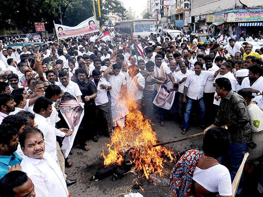 aiadmk-protest