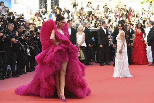 deepika-cannes...