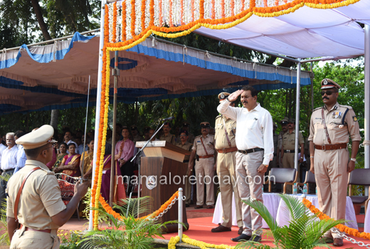 Mangalore Today | Latest Main News Of Mangalore, Udupi - Page Mangaluru- Police-Flag-Day-Celebrated Mangalore Today | Latest Main News Of Mangalore, Udupi - Page Mangaluru- Police-Flag-Day-Celebrated