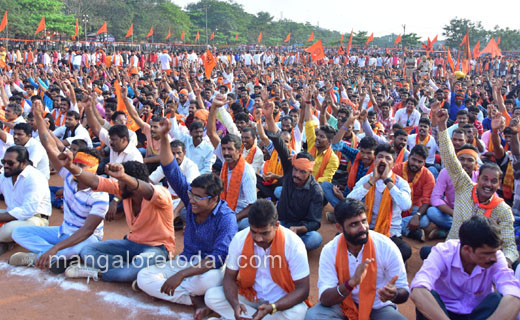 Pejawar-swamy-...