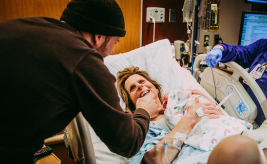 Emotional Images Show Moment Grandmother 61 Gives Birth To Granddaughter 