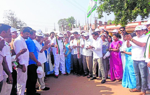 padayatra.