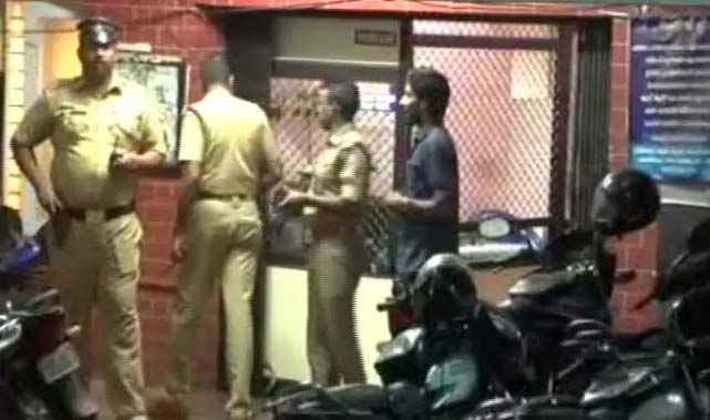 cops1aug19