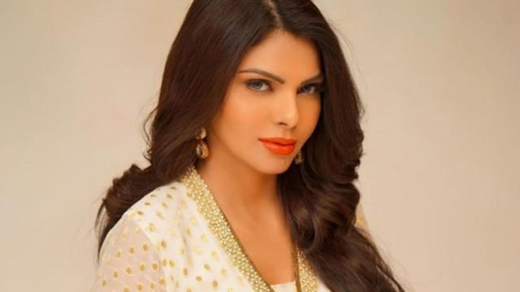 Sherlyn-Chopra...