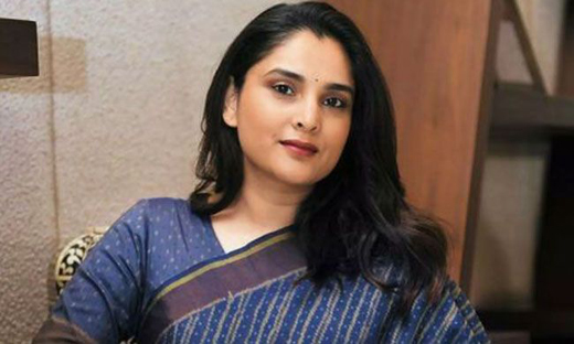 divya-spandana...