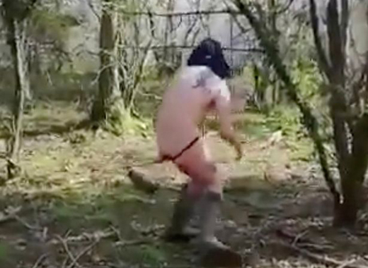 man-naked-danc...