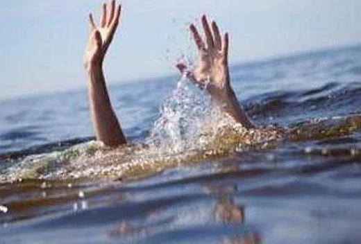 women drown