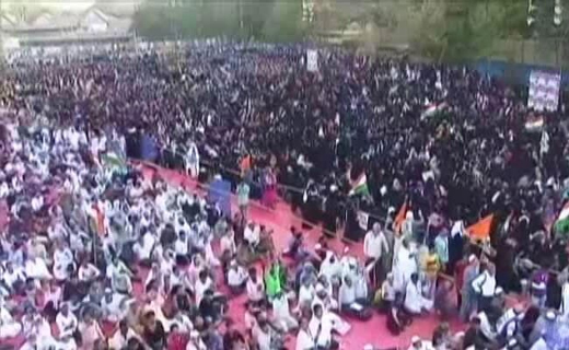 crowd15feb20