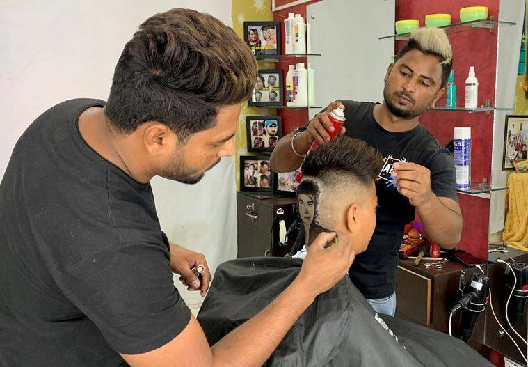 Punjabi barber siblings turn heads into canvasses by giving unusual haircuts, see photos Punjabi barber siblings turn heads into canvasses by giving unusual haircuts, see photos