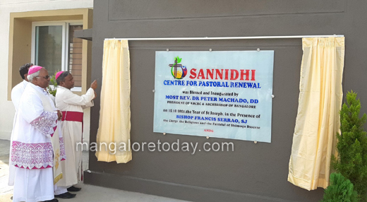 SANNIDHI