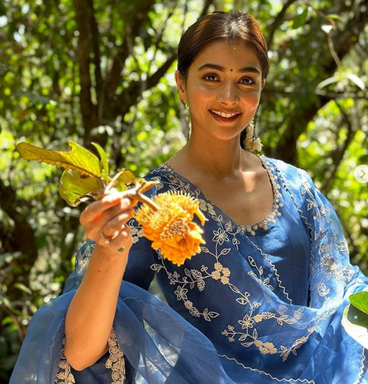 Pooja hegde in Mangalore