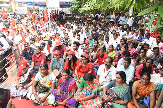 CPI(M)
