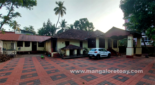 Dhoomappa Contractor home