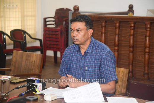 DC Ravi Kumar