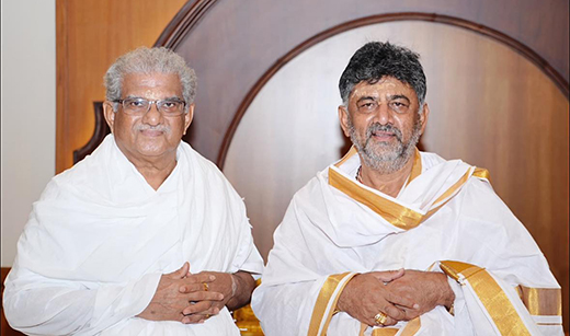 DK Shivakumar Offers Prayers at Dharmashala Temple