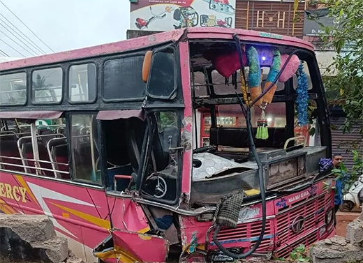 Private Bus Crashes into KSRTC Compound Wall in Vittal