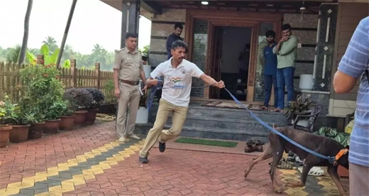 Theft at Congress leader house