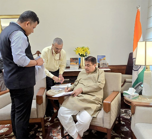 Mangalore Today | Latest main news of mangalore, udupi - Page MP-Brijesh- Chowta-meets-Minister-Nitin-Gadkari-in-Delhi-urges -implementation-of-key-infrastructure-projects