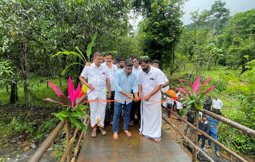 Footbridges made of old truck chassis
