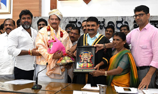 Ivan dsouza honorarium of city corporation councillors