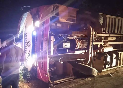 Bus Overturns near Uppinangady