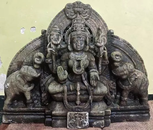 Gajalakshmi sculpture