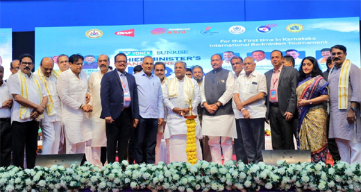 CM Siddaramaiah-Badminton 