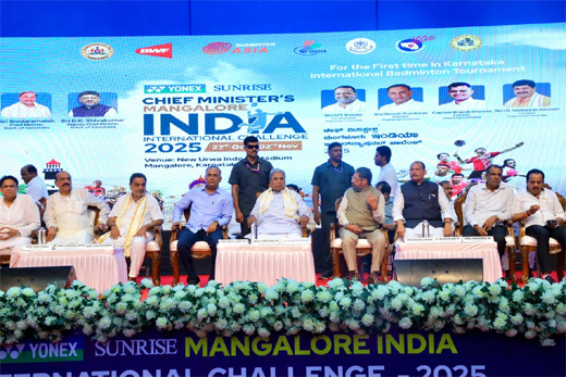 CM Siddaramaiah-Badminton