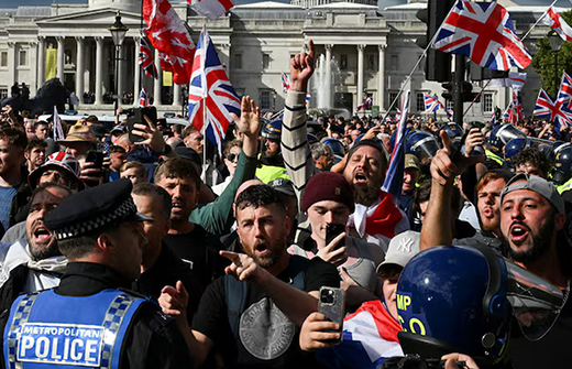 Violence mars Tommy Robinson rally in London