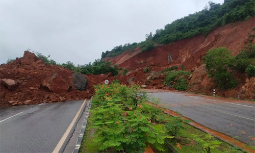 IMD warns of landslide risk in Karnataka&rsquo;s coastal, ghat regions