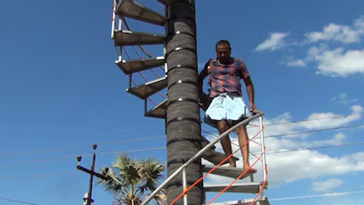 Spiral Staircase 