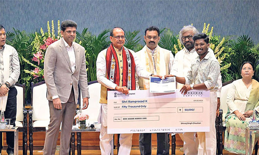 Puttur artist Ramprasad wins national logo contest, bags Rs 50,000 prize