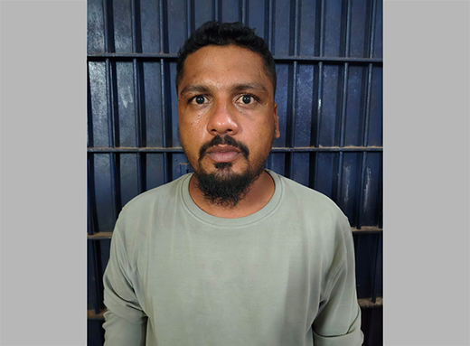 Abscond theft accused