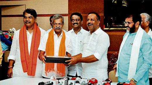 Speaker Khader and BJP leaders