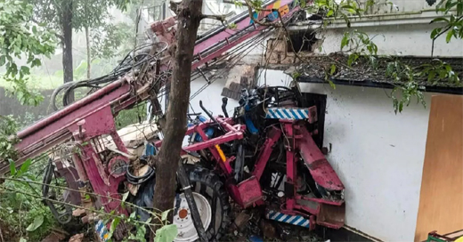 Borewell lorry 