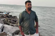 32 year old man dies of cardiac arrest when taking bath in sea