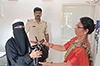 Padubidri: Auto driver displays honesty by returning bag containing gold jewellery